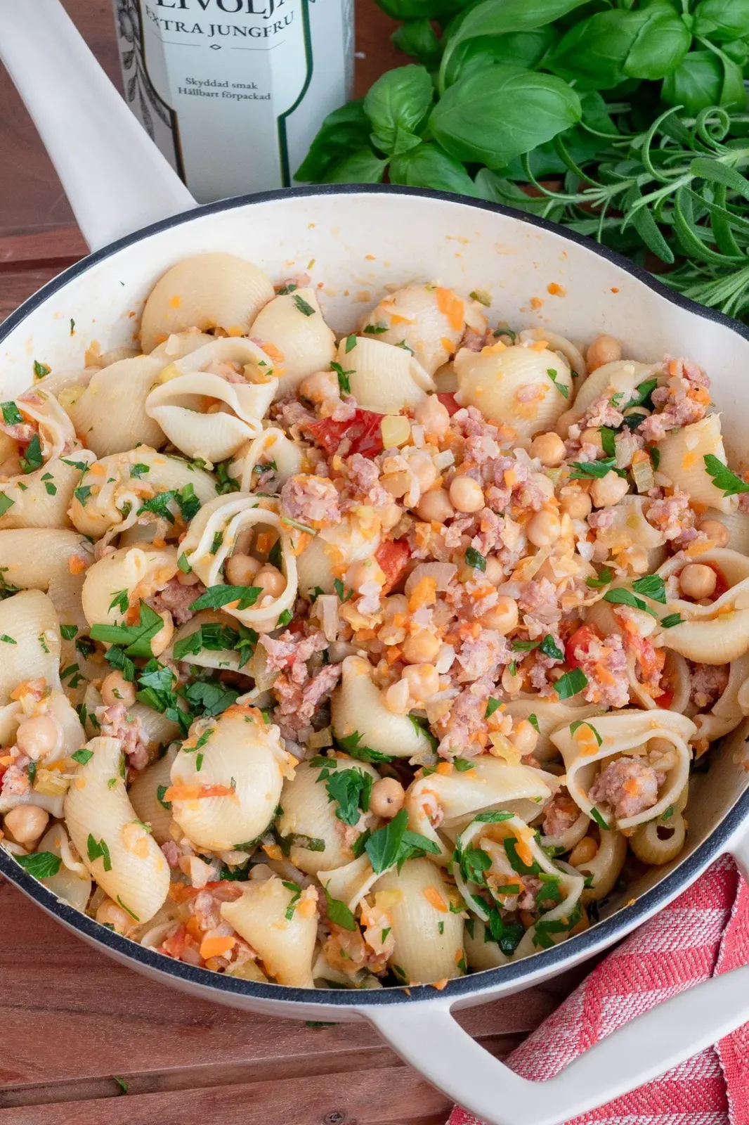 PASTA E CECI CON SALSICCIA